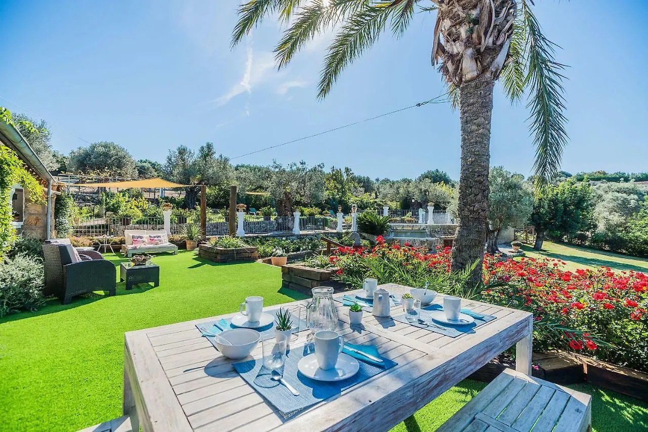 Villa Rota De Morell Pollenca Holiday home