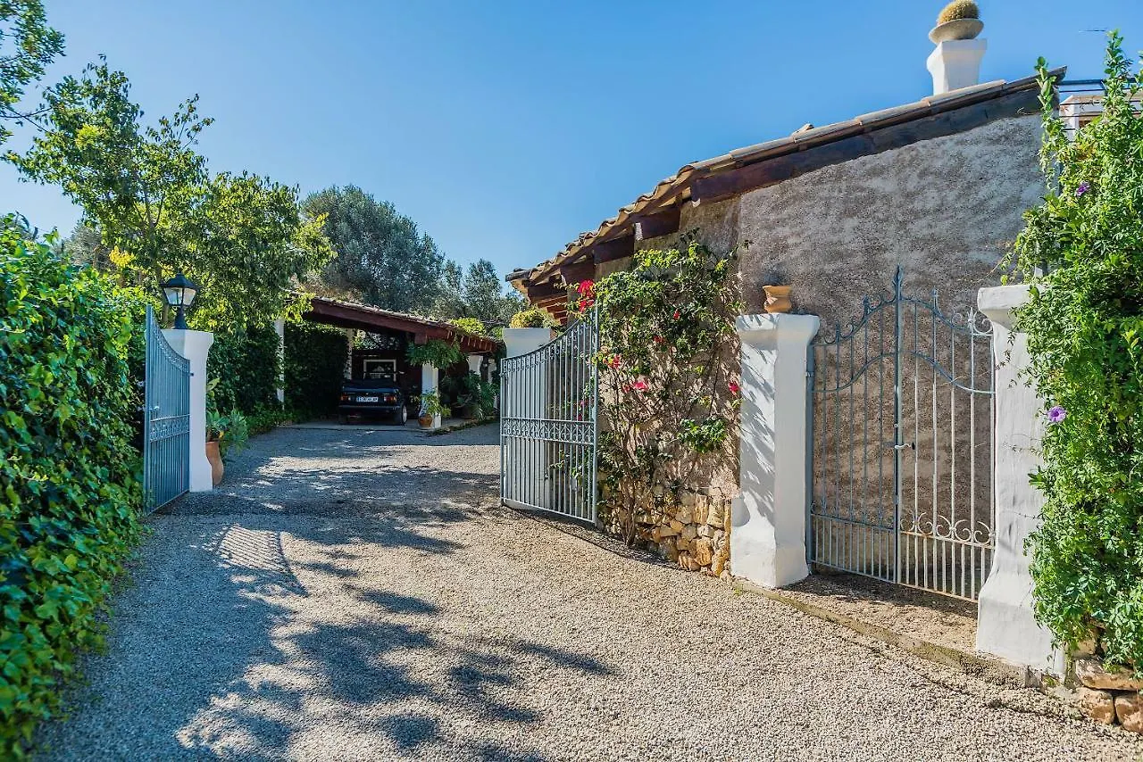 Holiday home Villa Rota De Morell Pollenca Spain